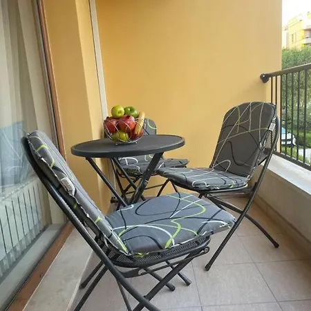 Варна Сити Парк С Паркомясто Apartment Varna
